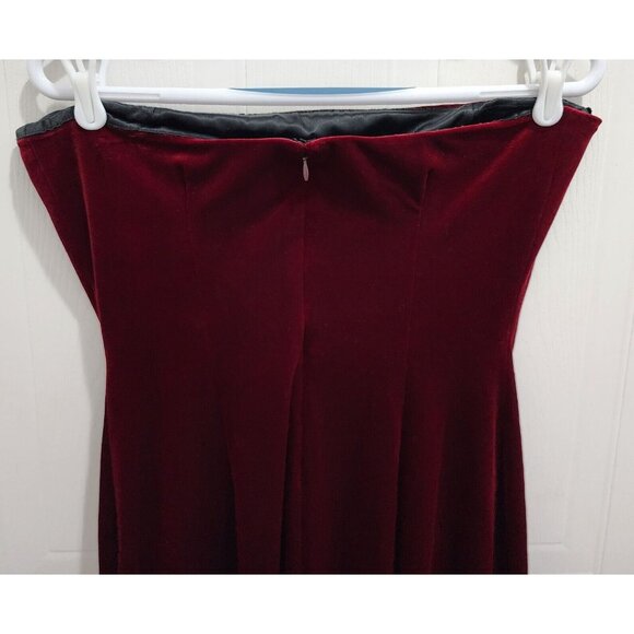 Vtg Y2K Cache Women's Strapless Sheath Dress Asymmetrical Hem Red Velvet Size 8 - Picture 6 of 11